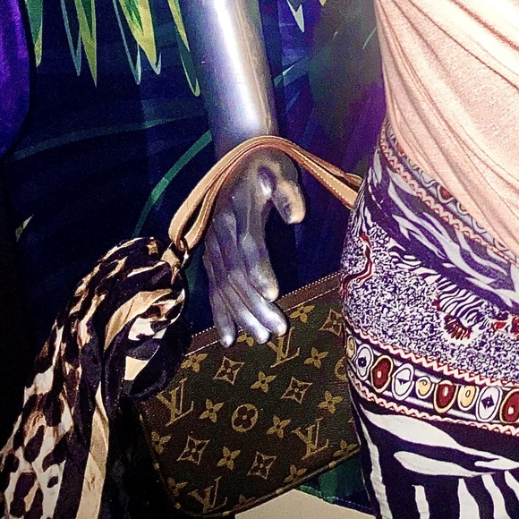 Designer Bag - Picture 1 of 4